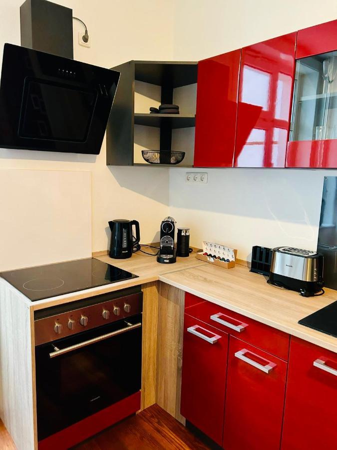 Sadebo Apartments Altstadtflair Naehe Bahnhof 吕贝克 外观 照片